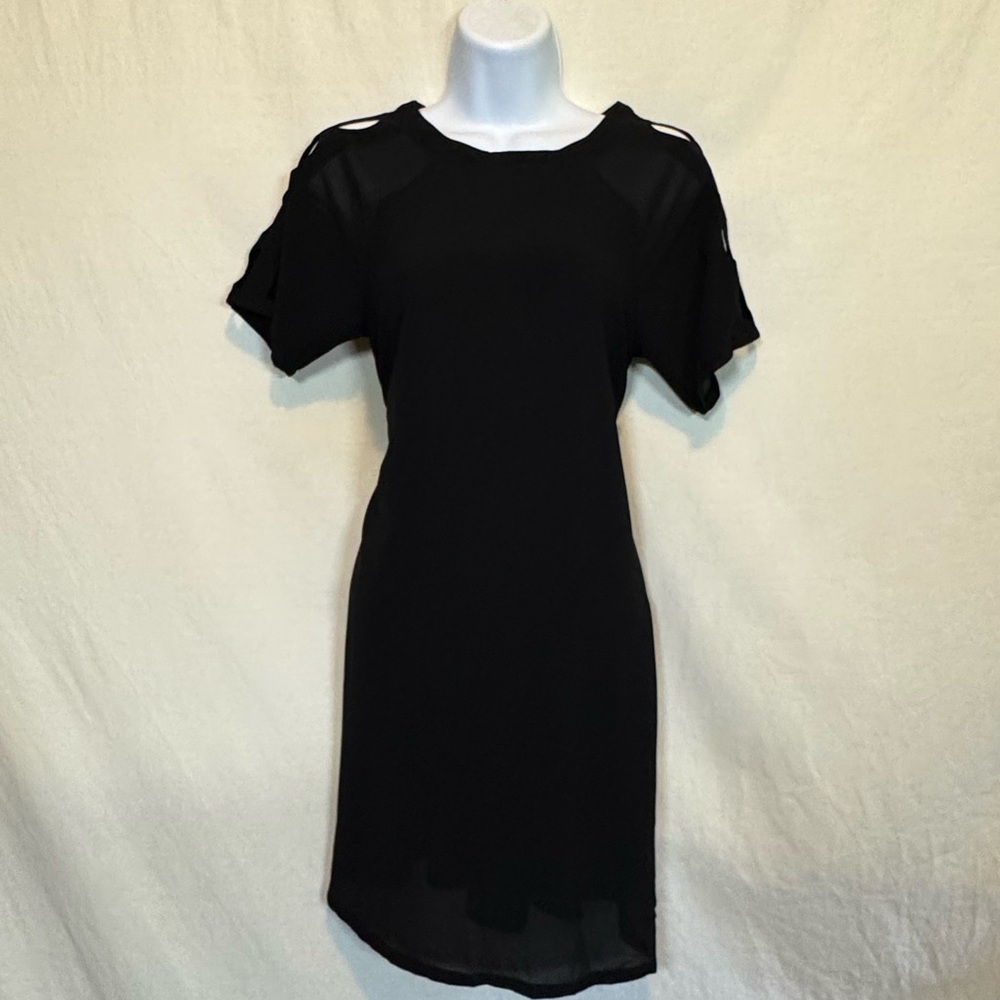 G-118 Loveriche Black Short Cutout Sleeve Lined MIDI Dress Size S